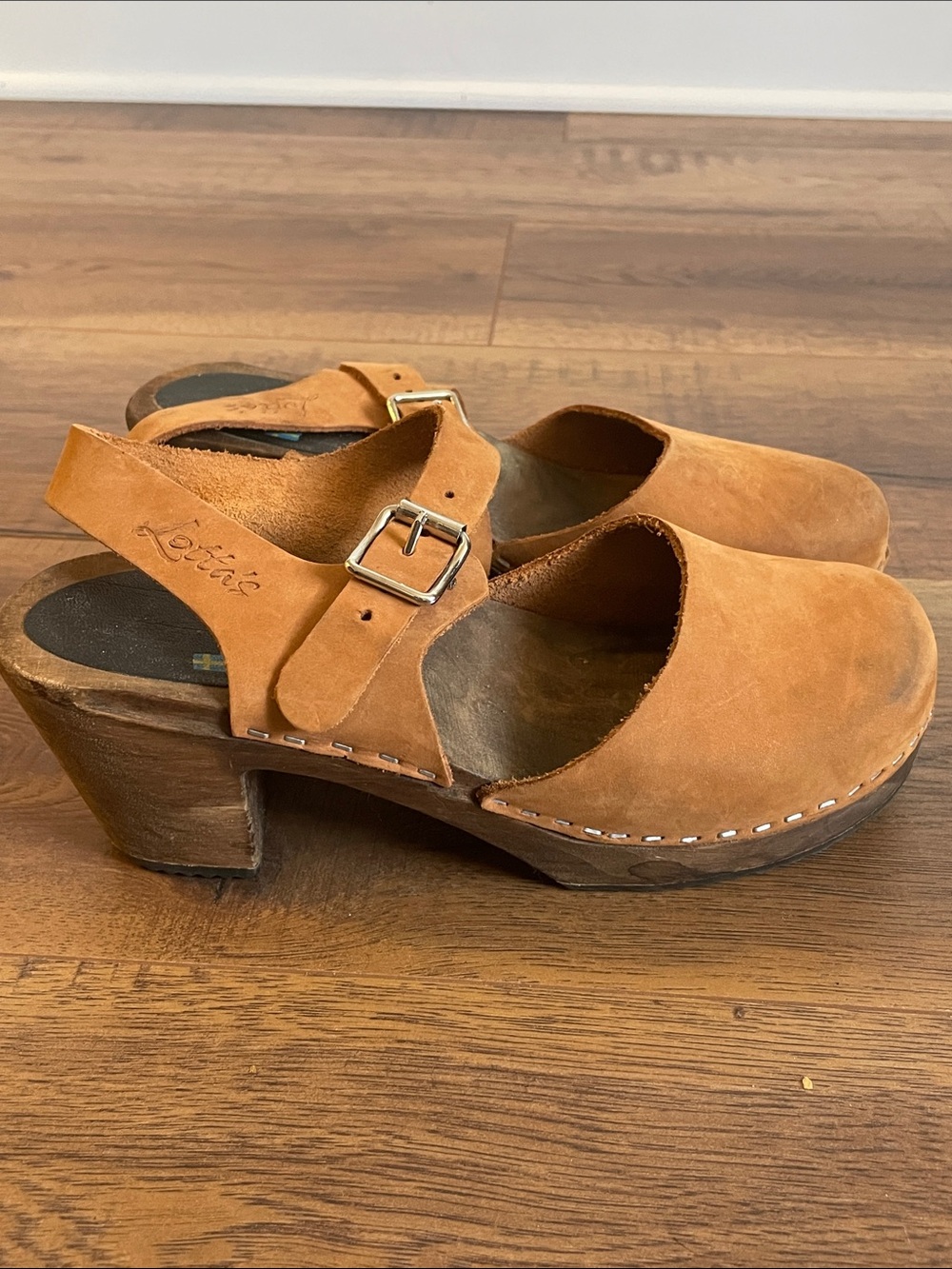 Lottas Tan Siede Clogs Mules Size 38